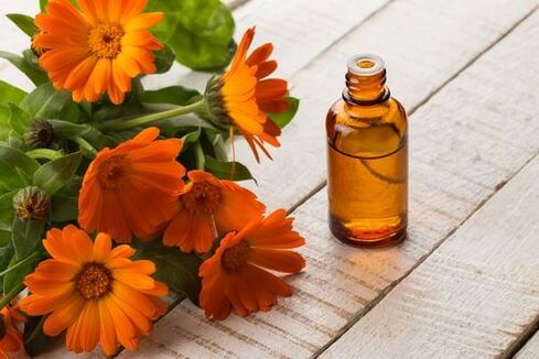 Calendula-tinctuur is een eenvoudig middel voor de behandeling van osteochondrose